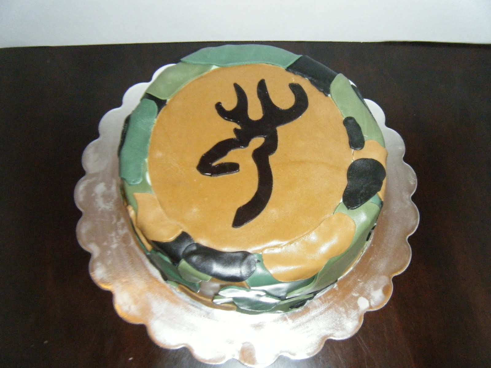 Browning Symbol Cake