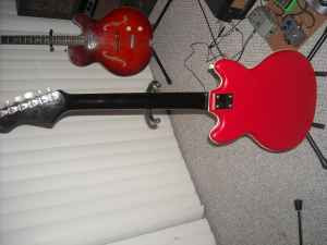 Hofner Colorama 1