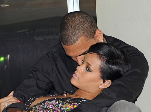 Rihanna And Chris Brown Back Together 2012 Engaged